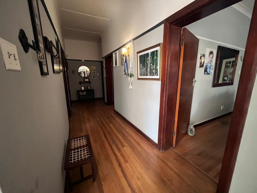 5 Bedroom Property for Sale in Rouxpark Western Cape